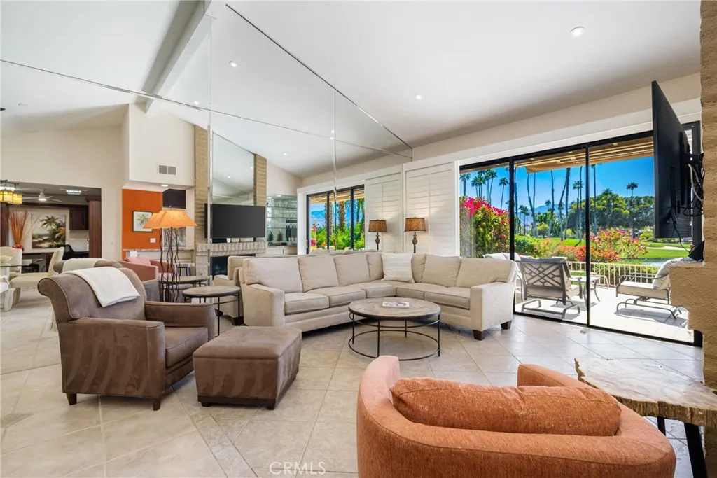 175 Bouquet Canyon Drive, Palm Desert, California 92211 home-pic-8