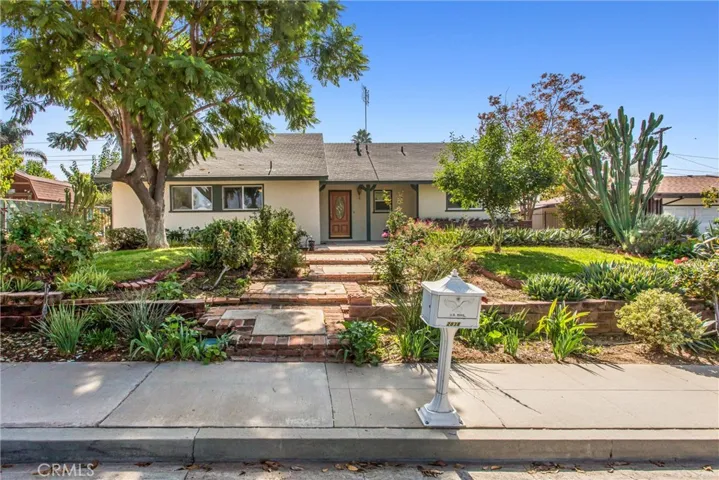 2838 Shenandoah Road, Riverside, California 92506