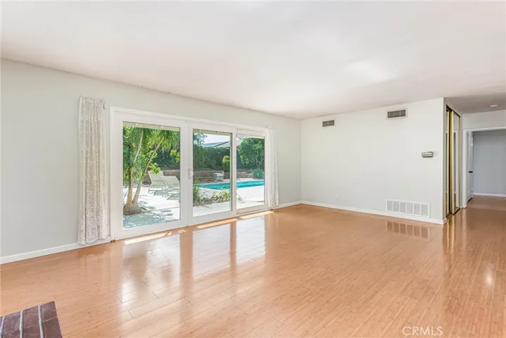 2838 Shenandoah Road, Riverside, California 92506