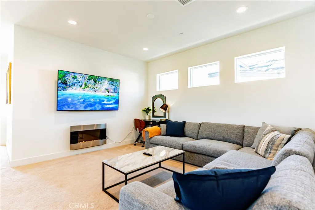 84681 Litorale, Indio, California 92203 home-pic-35