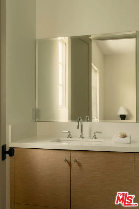 23236 Hatteras Street, Woodland Hills, California 91367 home-pic-29