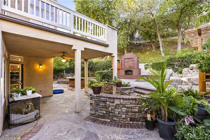 28811 Park Woodland, Saugus, California 91390