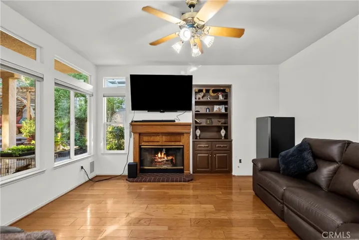 28811 Park Woodland, Saugus, California 91390