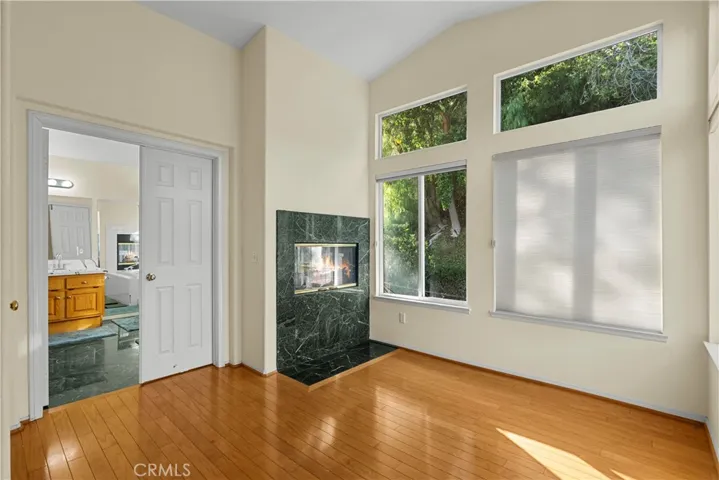 28811 Park Woodland, Saugus, California 91390