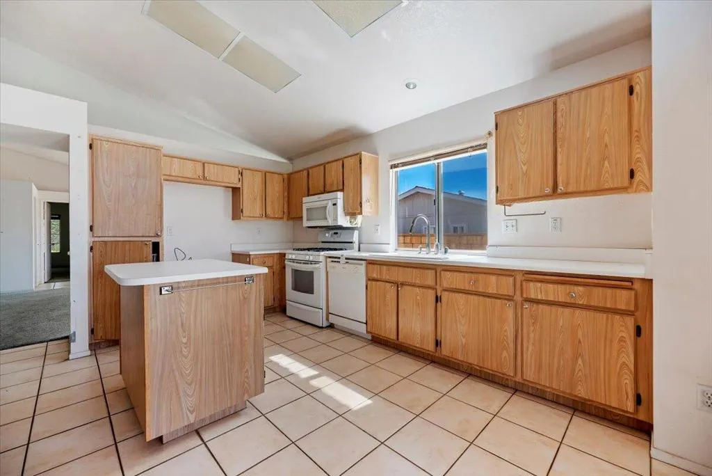 10751 Deerfield Drive, Cherry Valley, California 92223 home-pic-30