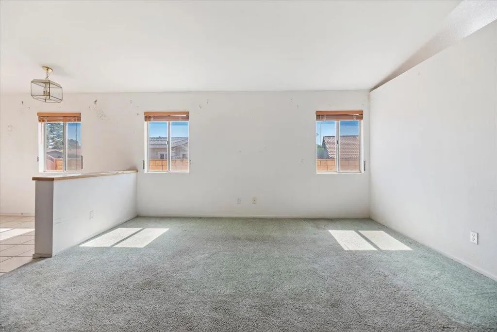 10751 Deerfield Drive, Cherry Valley, California 92223 home-pic-19