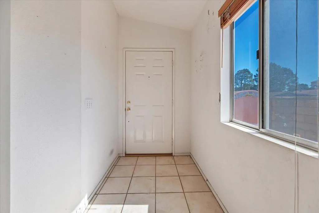 10751 Deerfield Drive, Cherry Valley, California 92223 home-pic-8