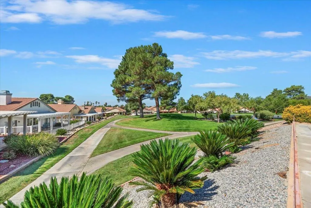 10751 Deerfield Drive, Cherry Valley, California 92223 home-pic-44