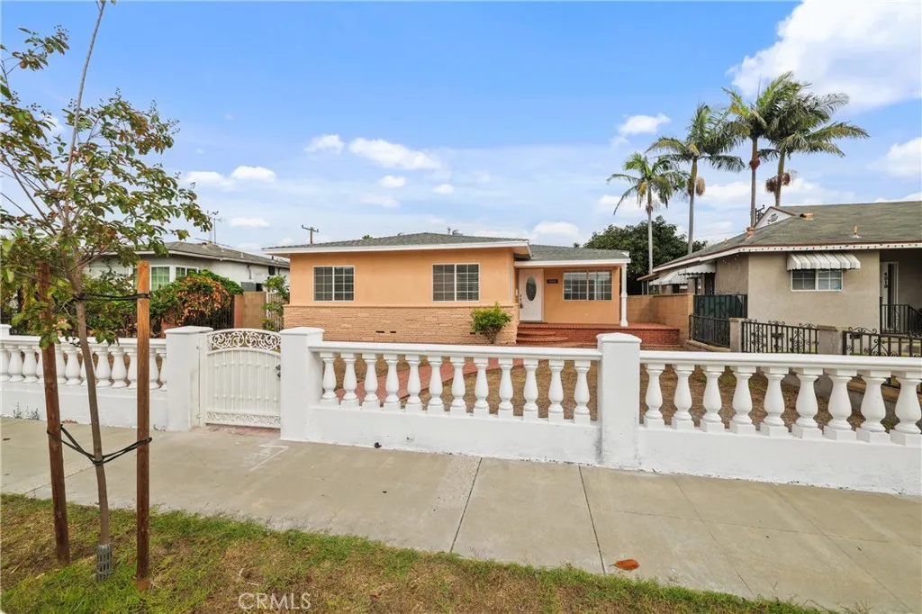 4223 Artesia, Torrance, California 90504 home-pic-1