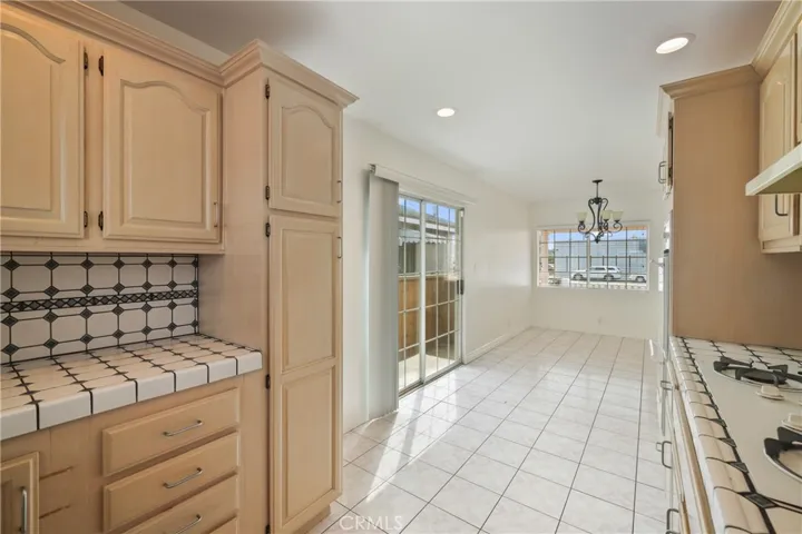 4223 Artesia, Torrance, California 90504