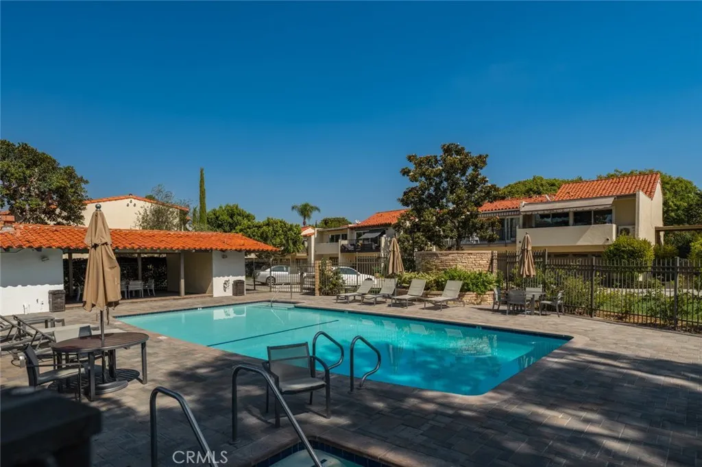 2428 Vista Hogar, Newport Beach, California 92660 home-pic-26