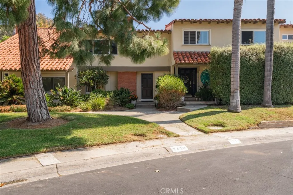 2428 Vista Hogar, Newport Beach, California 92660 home-pic-2