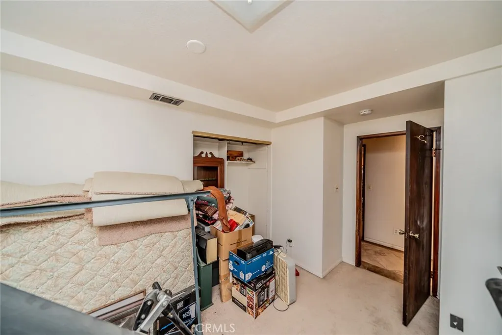 18080 Manitou Road, Apple Valley, California 92307 home-pic-27