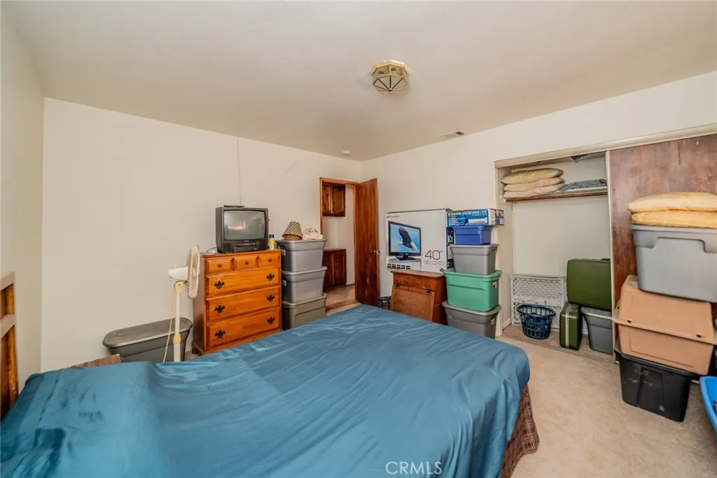 18080 Manitou Road, Apple Valley, California 92307 home-pic-26