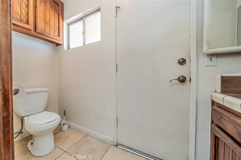 18080 Manitou Road, Apple Valley, California 92307 home-pic-28