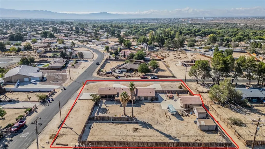 18080 Manitou Road, Apple Valley, California 92307 home-pic-41