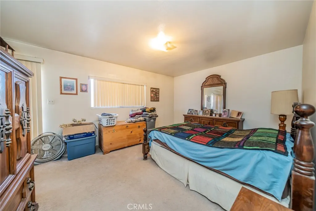 18080 Manitou Road, Apple Valley, California 92307 home-pic-17