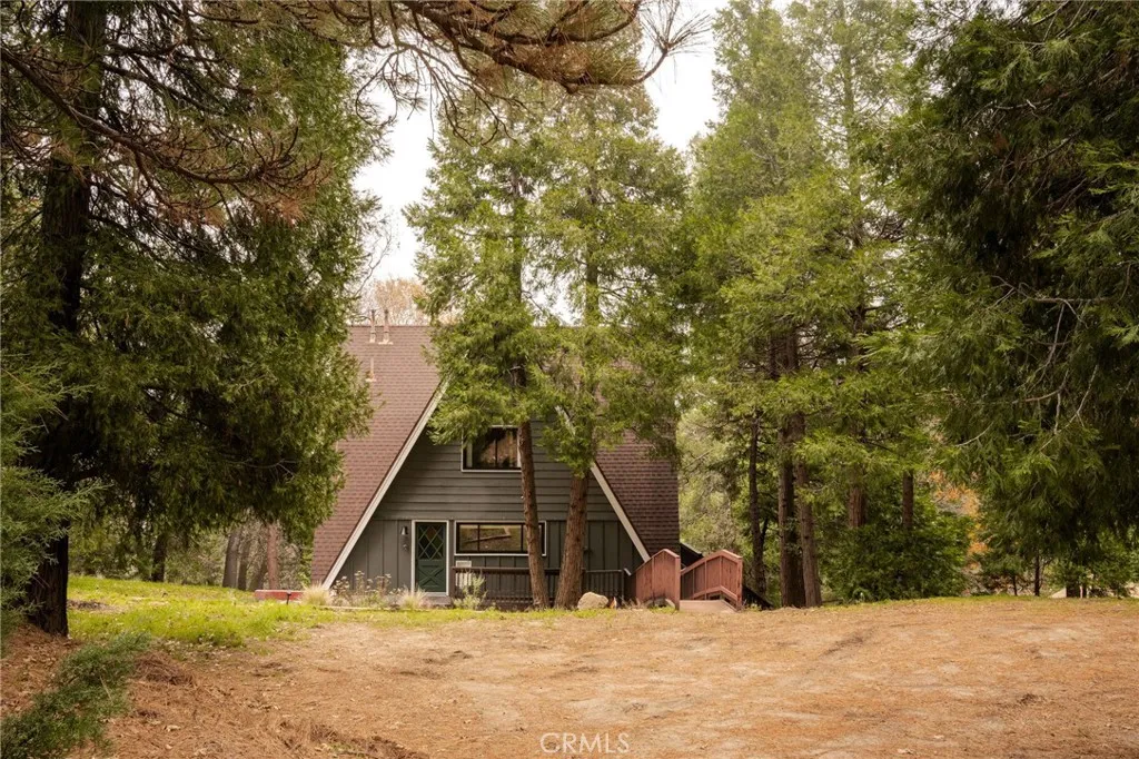 24571 Geneva, Crestline, California 92325 home-pic-31