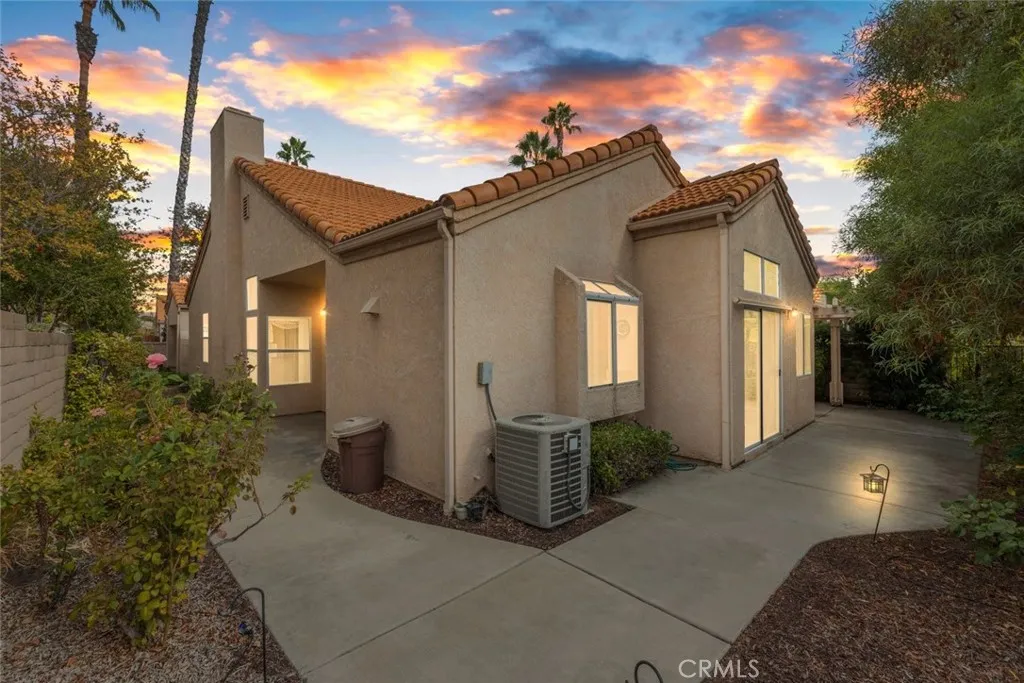 40493 Via Estrada, Murrieta, California 92562 home-pic-30