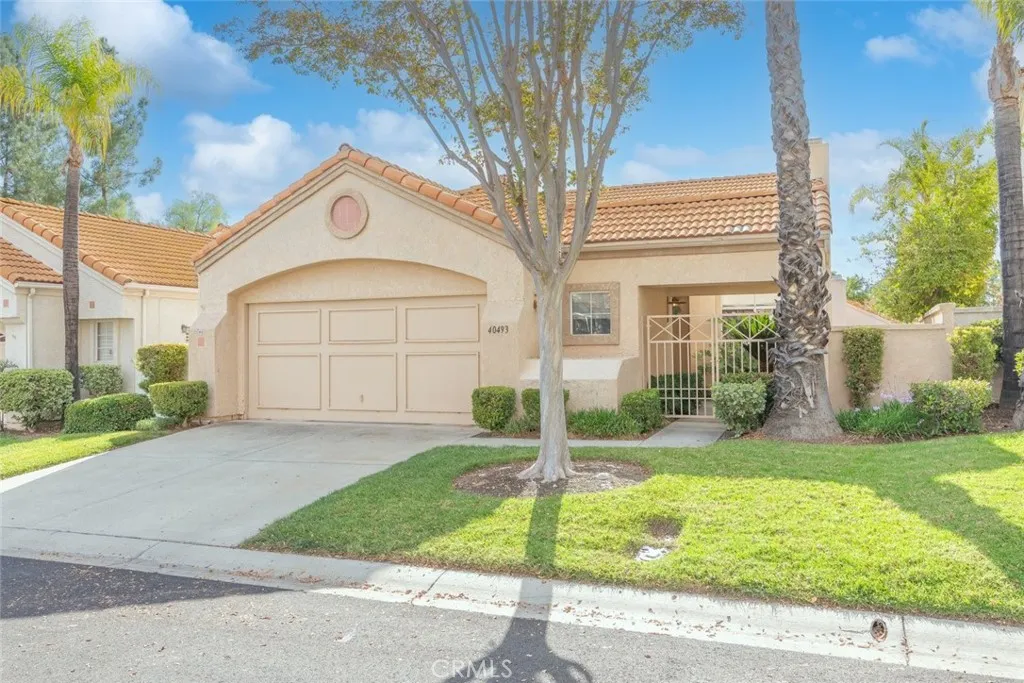 40493 Via Estrada, Murrieta, California 92562 home-pic-4