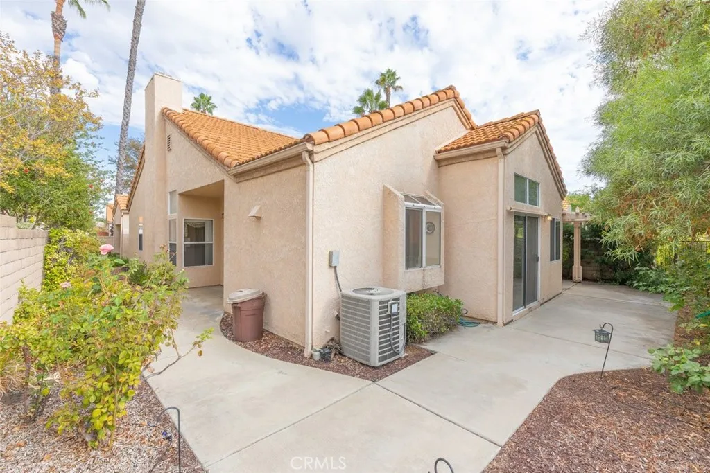 40493 Via Estrada, Murrieta, California 92562 home-pic-31