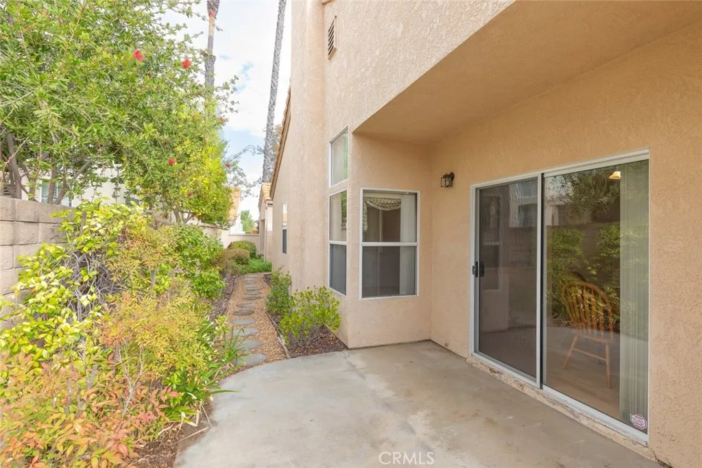 40493 Via Estrada, Murrieta, California 92562 home-pic-35