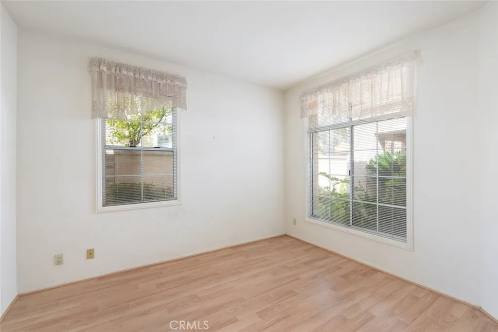 40493 Via Estrada, Murrieta, California 92562 home-pic-12