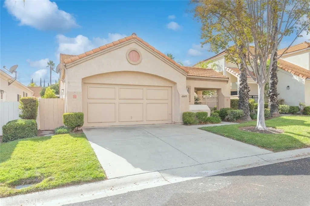 40493 Via Estrada, Murrieta, California 92562 home-pic-3