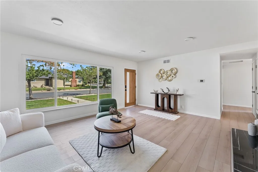 920 E Carroll, Glendora, California 91741 home-pic-9