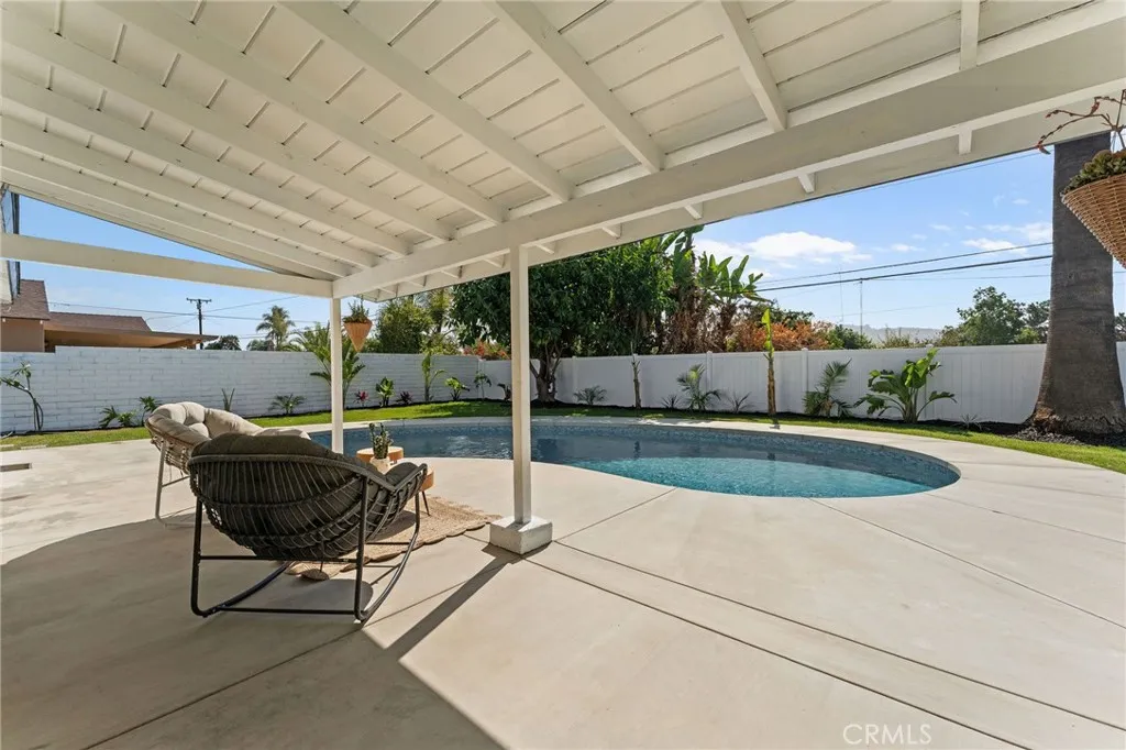 920 E Carroll, Glendora, California 91741 home-pic-33