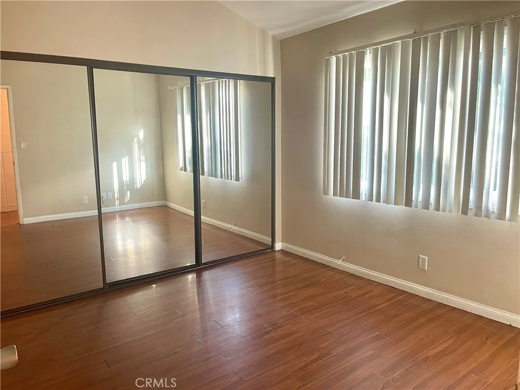 14293 Foothill Boulevard 21, Sylmar, California 91342 home-pic-14
