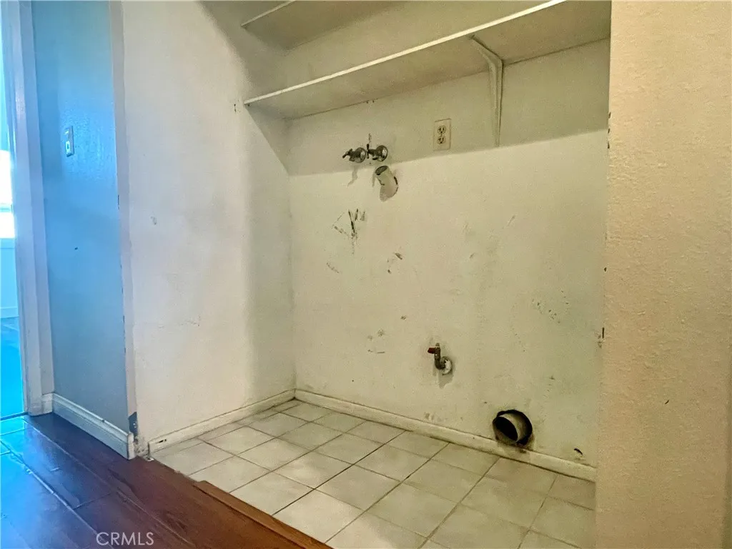 14293 Foothill Boulevard 21, Sylmar, California 91342 home-pic-28