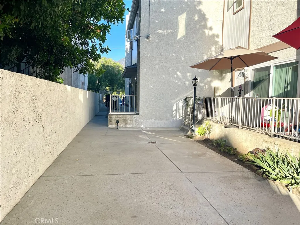 14293 Foothill Boulevard 21, Sylmar, California 91342 home-pic-34