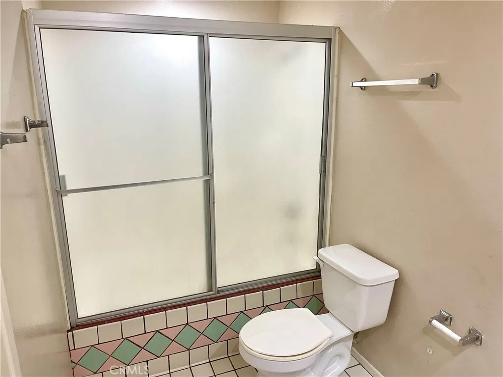 14293 Foothill Boulevard 21, Sylmar, California 91342 home-pic-19