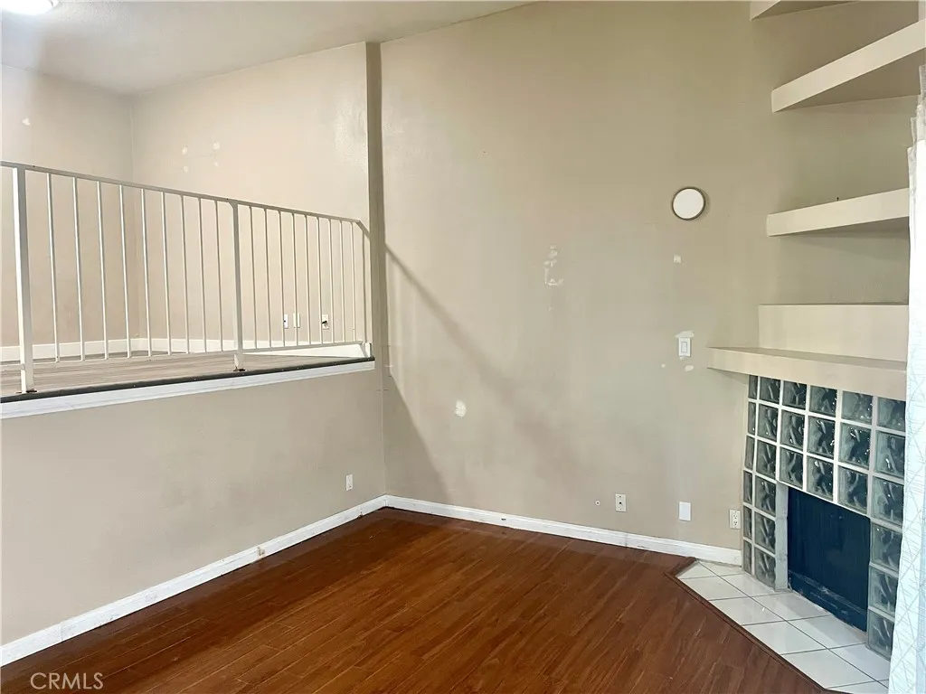 14293 Foothill Boulevard 21, Sylmar, California 91342 home-pic-10