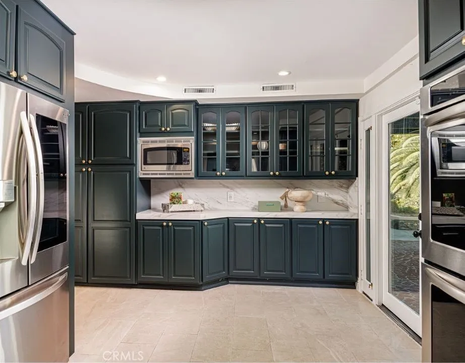 1761 Lemon Ter, North Tustin, California 92705 home-pic-17