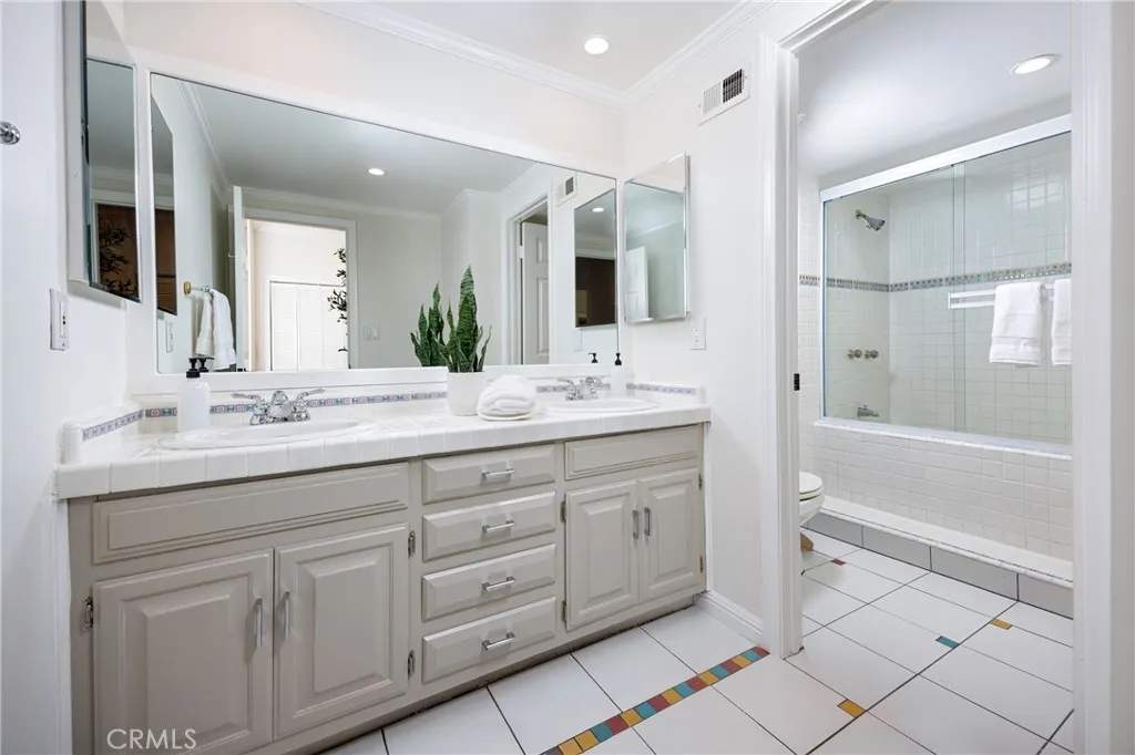 1761 Lemon Ter, North Tustin, California 92705 home-pic-35