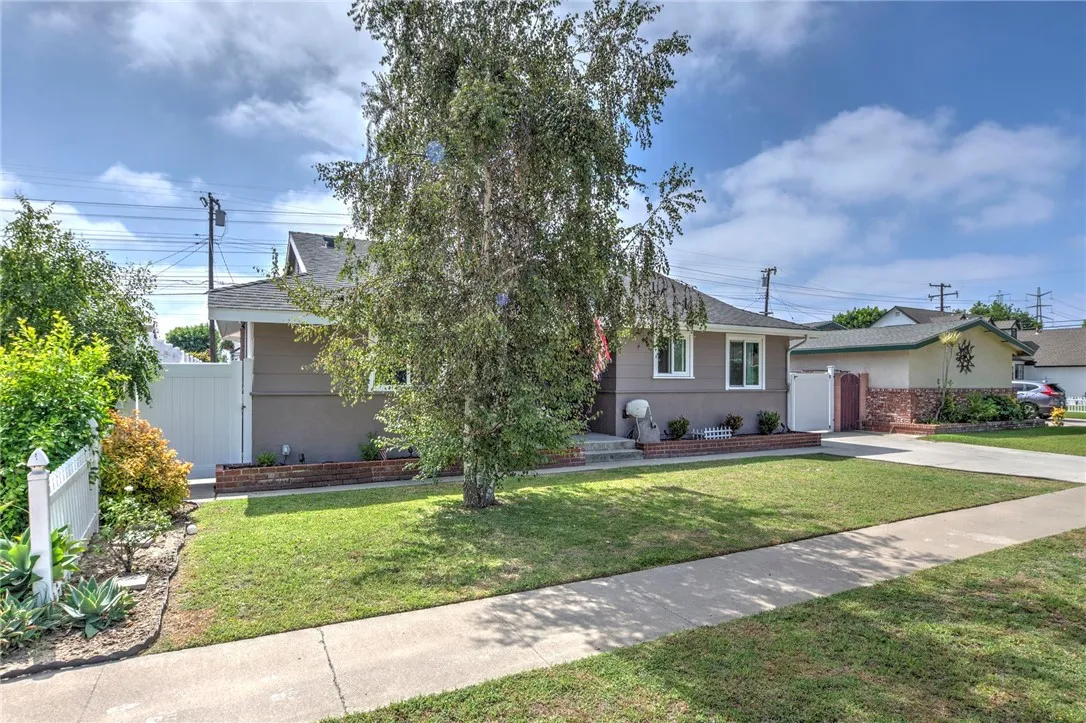 8026 Carnation Drive, Buena Park, California 90620 home-pic-34