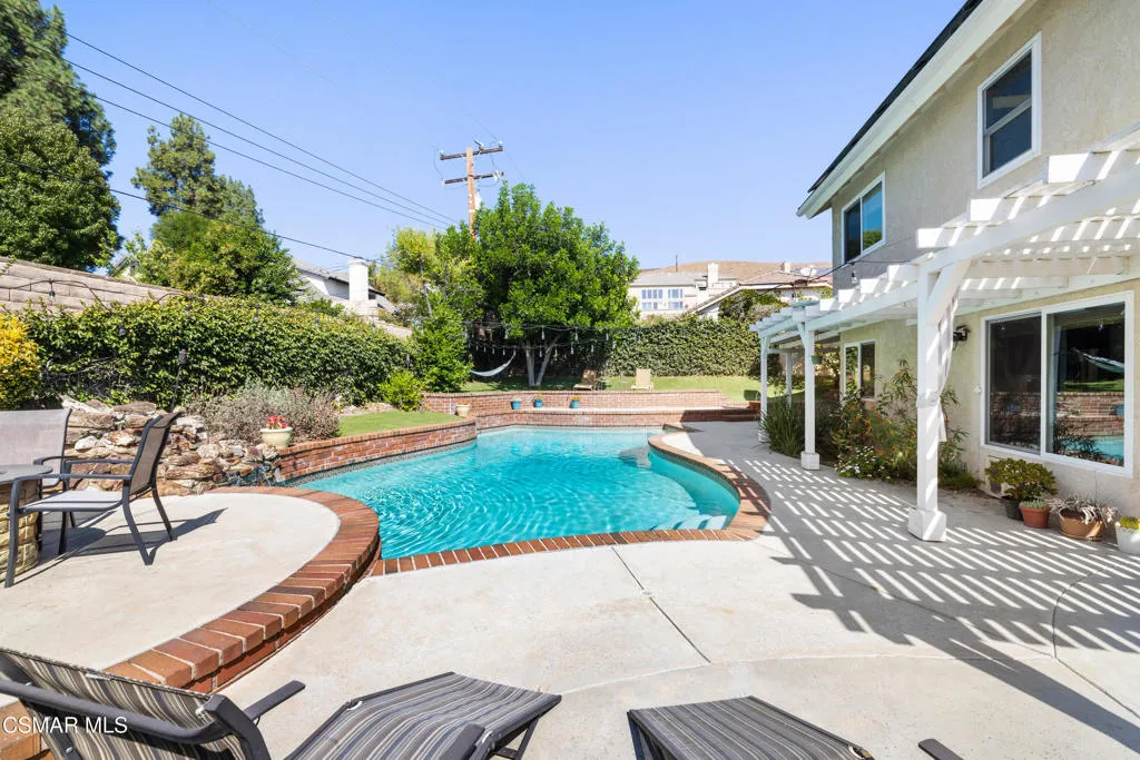 3581 Rachael Avenue, Simi Valley, California 93063 home-pic-26
