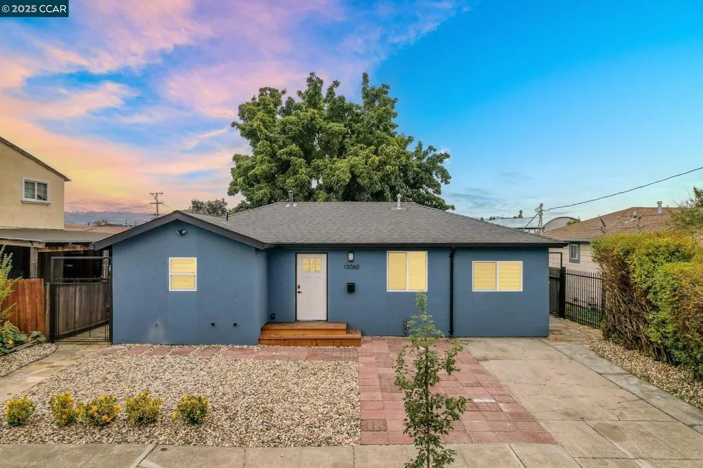 10060 Bernhardt Dr, Oakland, California 94603 home-pic-0
