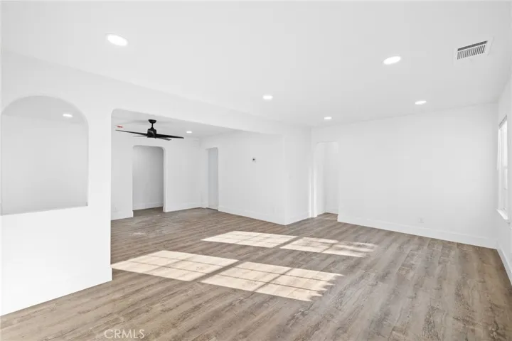 1209 Woodrow Avenue, Bakersfield, California 93308