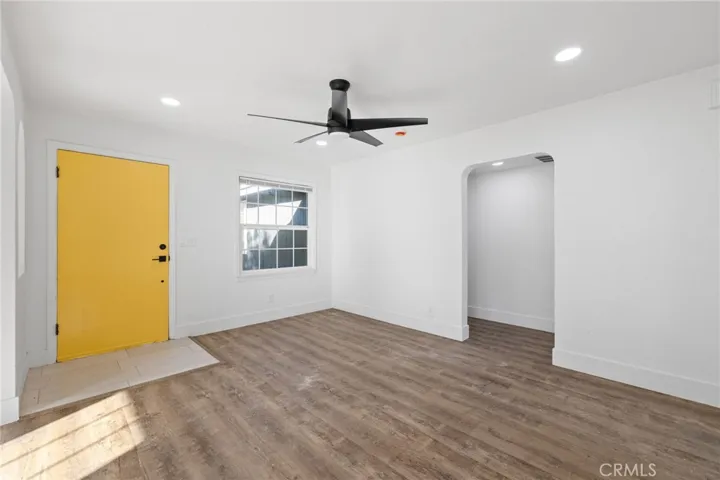 1209 Woodrow Avenue, Bakersfield, California 93308