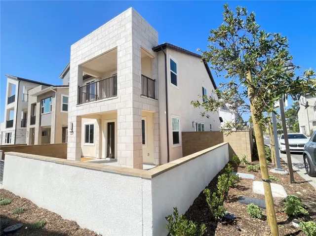 309 Garber, Irvine, California 92618