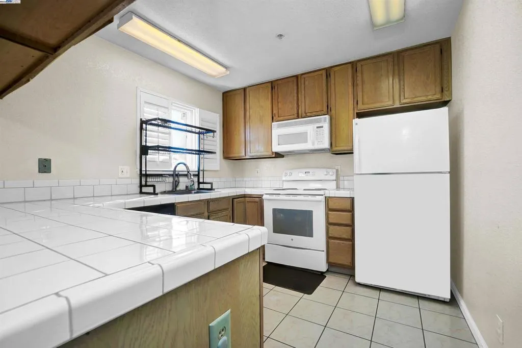 920 Elgin St G, San Lorenzo, California 94536 home-pic-7