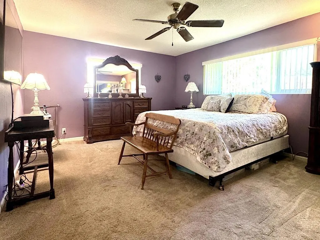 9724 Valencia Drive, Desert Hot Springs, California 92240 home-pic-13