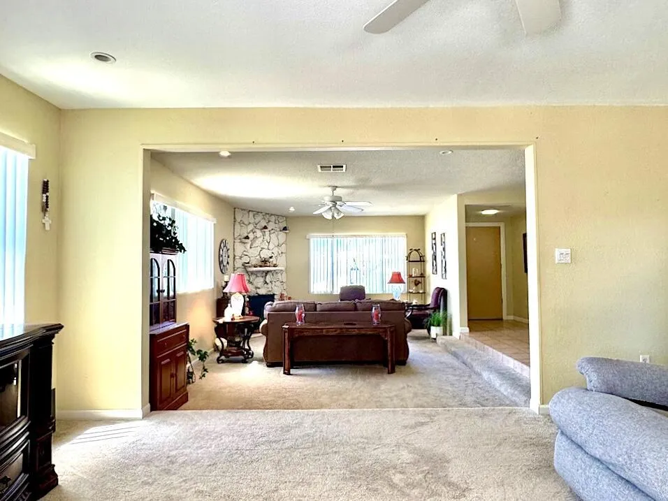 9724 Valencia Drive, Desert Hot Springs, California 92240 home-pic-7
