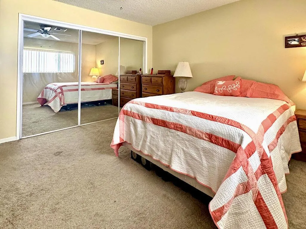 9724 Valencia Drive, Desert Hot Springs, California 92240 home-pic-11
