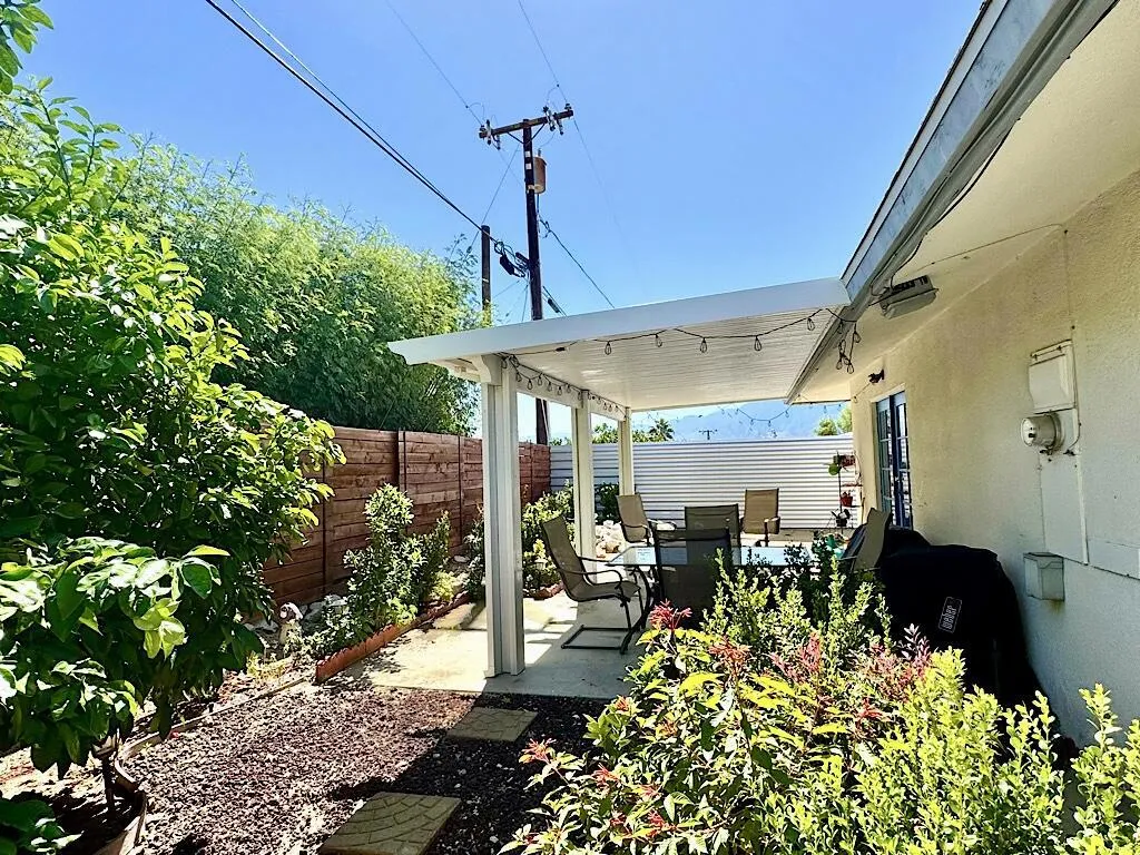 9724 Valencia Drive, Desert Hot Springs, California 92240 home-pic-21