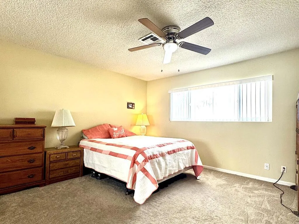 9724 Valencia Drive, Desert Hot Springs, California 92240 home-pic-12