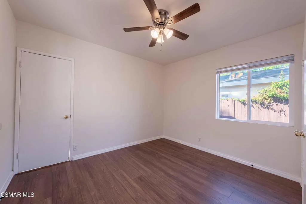 22125 Costanso Street, Woodland Hills, California 91364 home-pic-16
